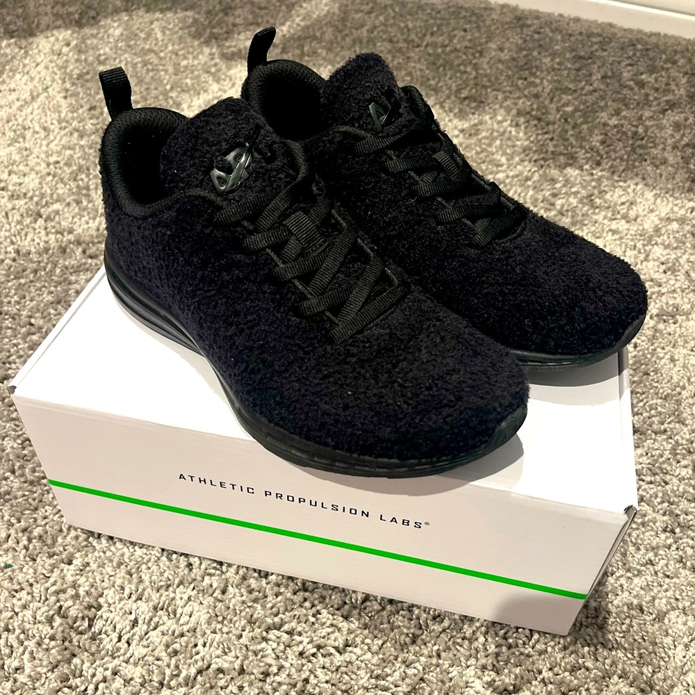 APL Women’s Techloom Pro